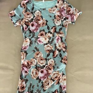 PinkBlush Light Blue Rose Floral Fitted Maternity Dress